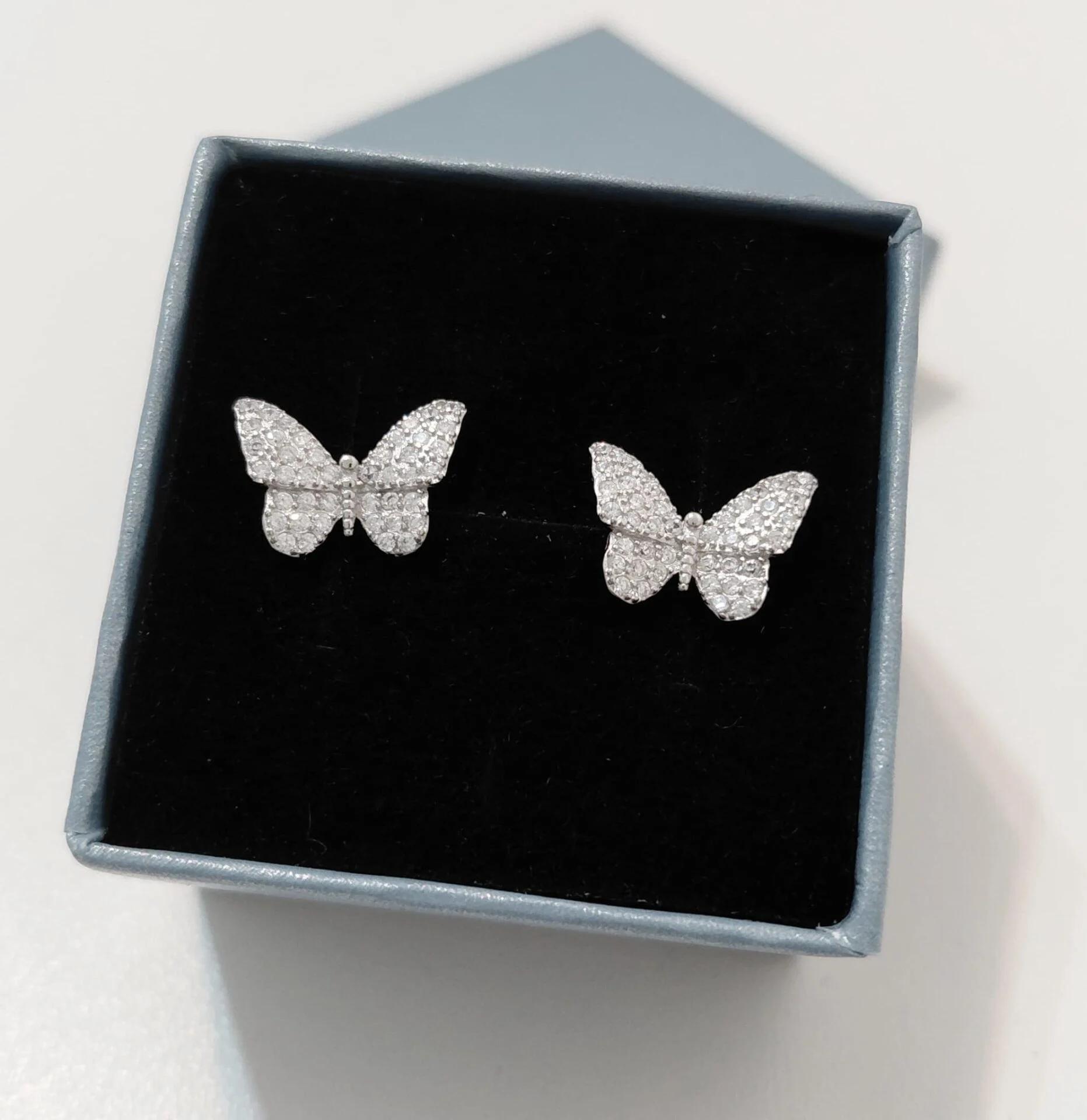 Inicio Pendientes mariposa con circonitas